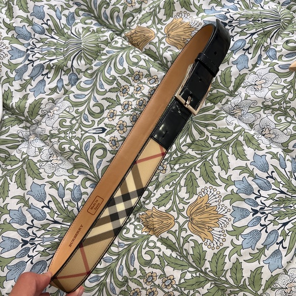 Burberry Accessories - Burberry  Belt
